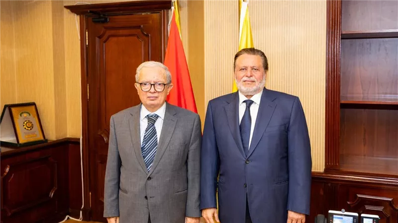 محافظ البنك المركزي المصري يلتقي نائب رئيس الوزراء للشؤون الاقتصادية لبحث مستجدات الأوضاع الاقتصادية