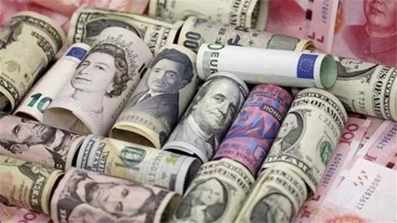 ارتفاع أسعار العملات اليوم الثلاثاء 3 مارس.. والدولار يتجاوز حاجز 50 جنيهًا