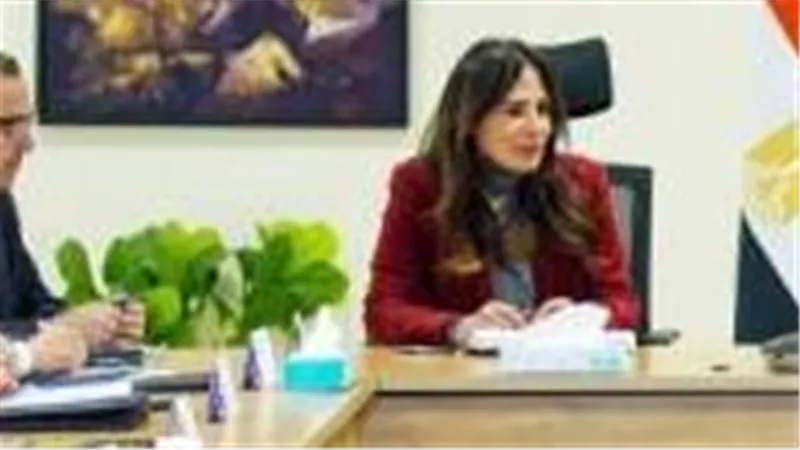 وزيرة الإسكان تكلف المهندس خالد صديق بالإشراف على مكتب الوزير
