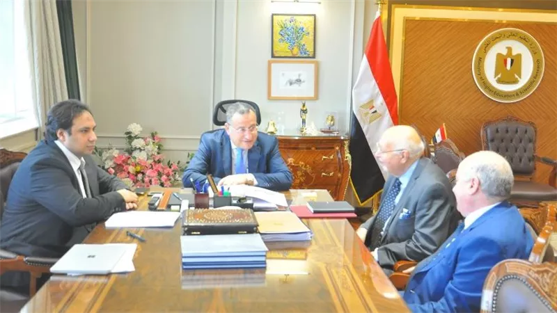 وزير التعليم العالي يبحث إنشاء فرع لجامعة إسبانية في مصر لتعزيز التعاون الأكاديمي ونقل الخبرات الدولية