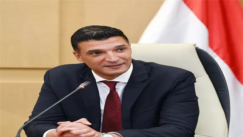 باستثمارات 10 مليارات جنيه.. وزير الصناعة يتفقد مصنع «دلمار» بـ 6 أكتوبر