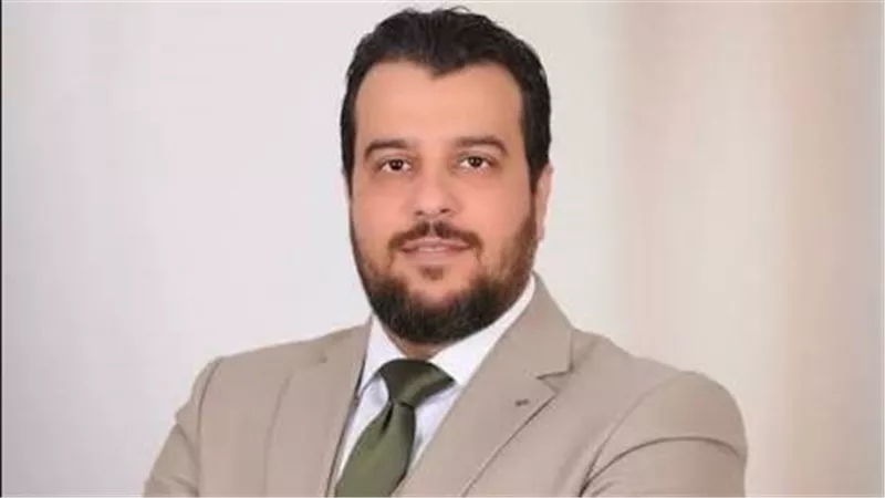 سعيد إمبابي يكشف سر الهبوط المفاجئ في أسعار الذهب..تصحيح طبيعي 