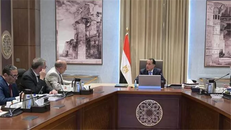 رئيس الوزراء: توجيهات بتيسير إجراءات التصالح فى مخالفات البناء لغلق هذا الملف