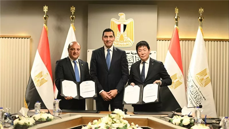 وزير الشباب والرياضة يشهد توقيع عقد استضافة مصر لبطولة العالم لجمباز الأيروبيك 2028 