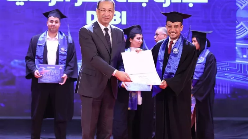  وزير الاتصالات يشهد تخريج دفعات جديدة من مبادرات «أجيال مصر الرقمية» 2025