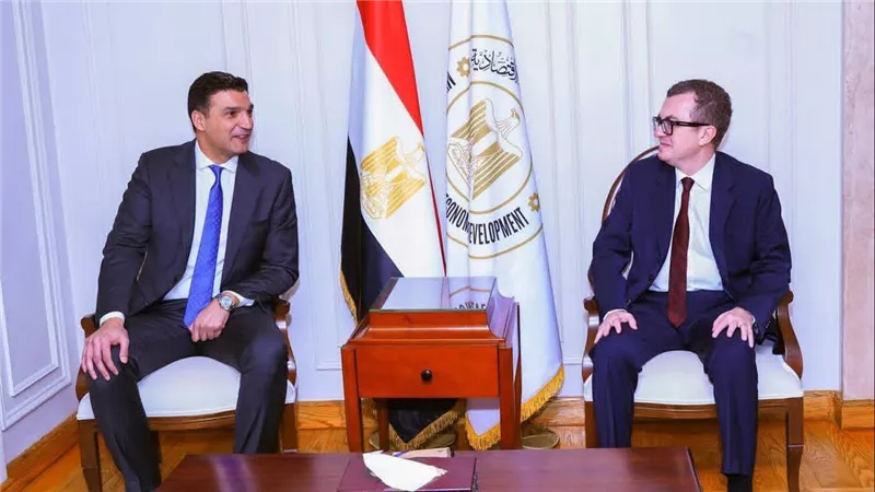التخطيط والصناعة تعززان البنية التحتية للمناطق الصناعية