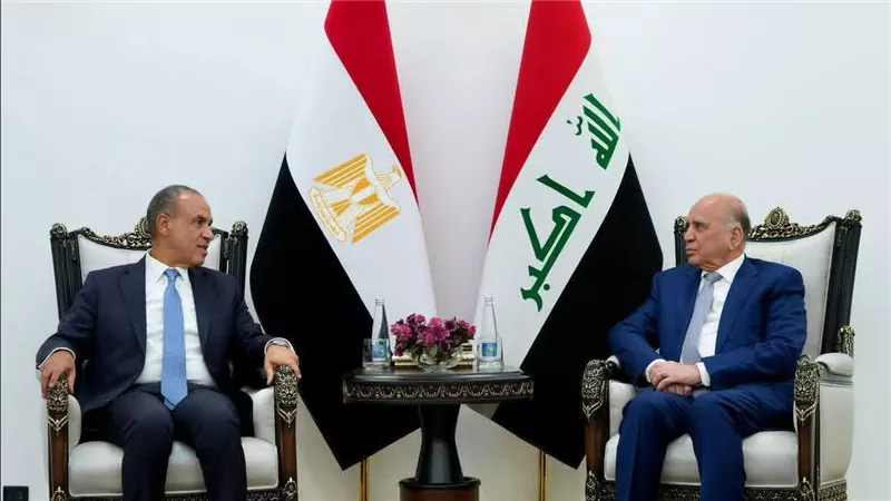 الخارجية المصرية والعراقية تبحثان تهدئة التوترات وتعزيز التعاون