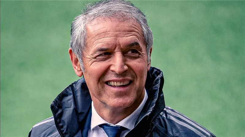 رسميًا .. مارسيل كولر المدير الفني السابق اللأهلي مدربًا لنادي زيورخ السويسري