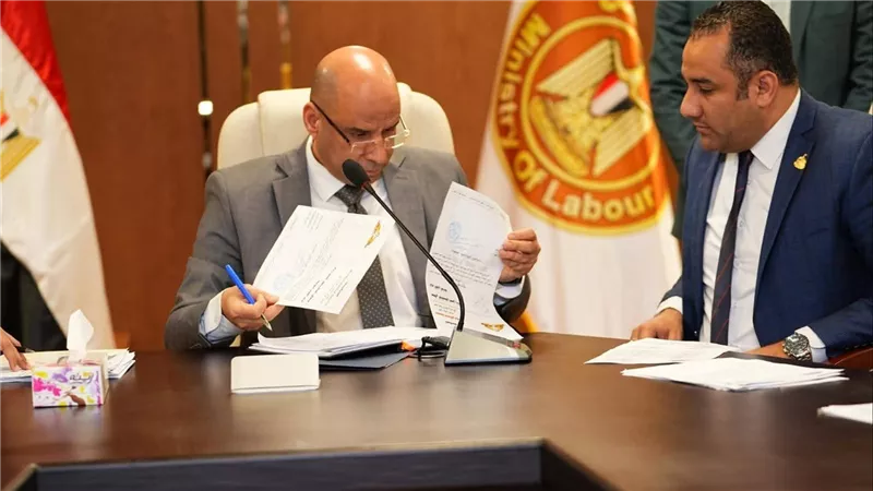 وزير العمل: خدمة المواطن هدف مشترك.. والبرلمان شريك في التنمية