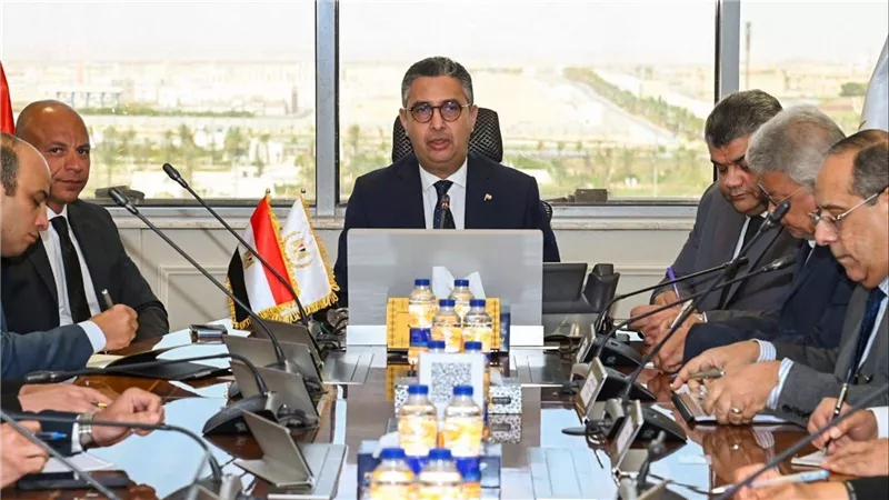 وزير التموين يترأس أول اجتماع للجنة العليا لمشروع «كاري أون» لمتابعة التنفيذ والتوسع