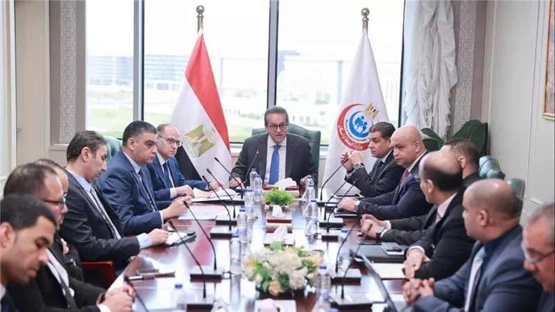 ​وزير الصحة يترأس اجتماع 