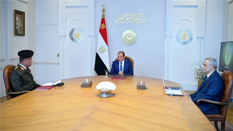 السيسي يوجه بزيادة التصنيع المحلي وتوطين التكنولوجيا في شركات الإنتاج الحربي وتعزيز الشراكات مع القطاع الخاص