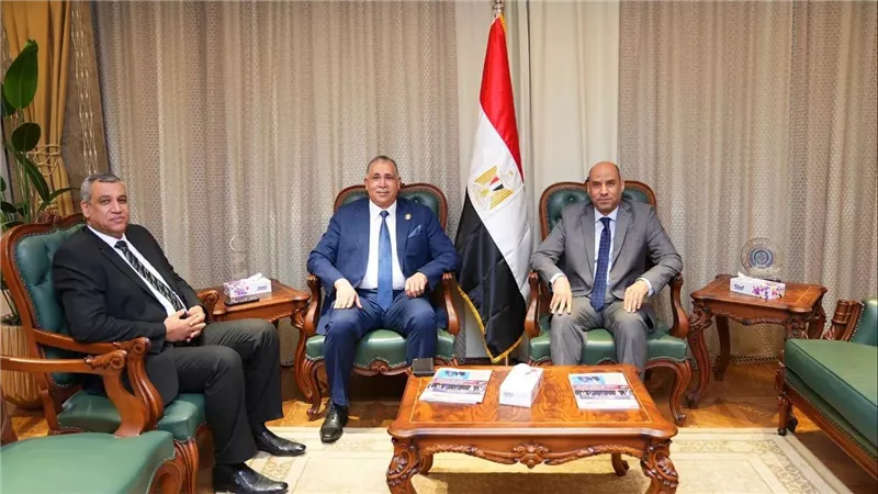 وزير العمل: قانون العمل الجديد يحقق التوازن بين أطراف الإنتاج ويُسرّع حسم النزاعات العمالية