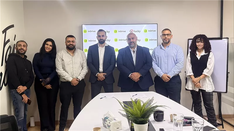 “إندرايف” و“لاكي” تطلقان شراكة استراتيجية لتوفير مزايا مالية حصرية للسائقين المتميزين