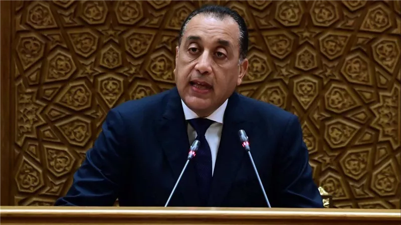 مدبولي: رفع الحد الأدنى للأجور إلى 8000 جنيه وزيادة الرواتب 21% بدءًا من يوليو