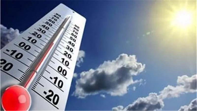 سوء الأحوال الجوية يغلق ميناء العريش البحري أمام حركة السفن
