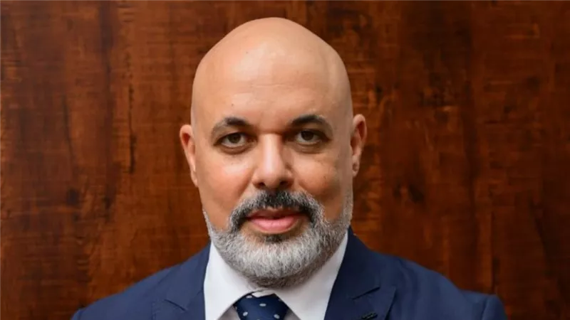 شعبة الذهب: تراجع محدود للأسعار في مصر وهبوط عالمي 2.5%