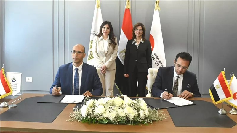 وزيرة الإسكان والمدير التنفيذي للأكاديمية الوطنية للتدريب يشهدان توقيع بروتوكول تعاون لإعداد الكوادر القيادية