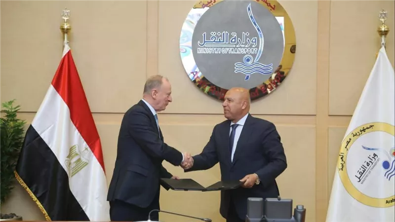 مصر وروسيا تبحثان شراكة استراتيجية في مجال النقل البحري التجاري