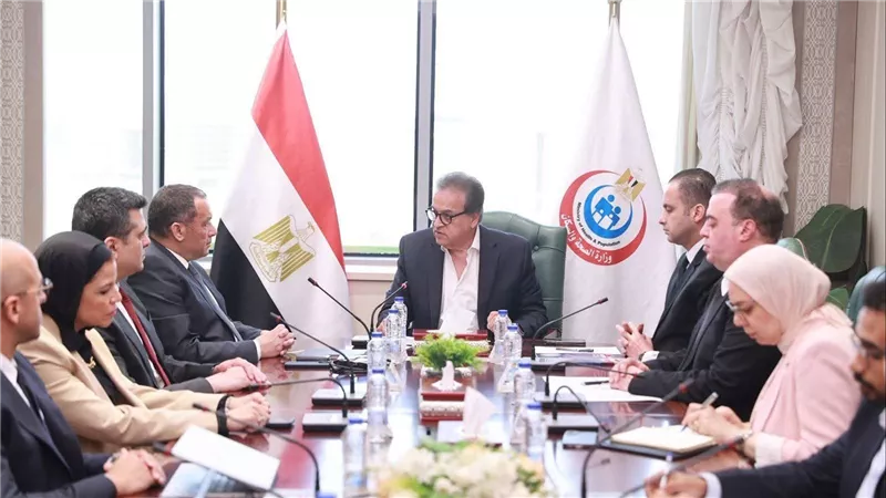 وزير الصحة يبحث التعاون الرقمي مع شركة أورانج مصر لتطوير المنظومة الصحية