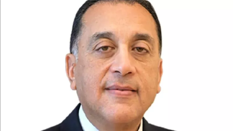رئيس الوزراء يهنئ فخامة رئيس الجمهورية بمناسبة عيد العمال