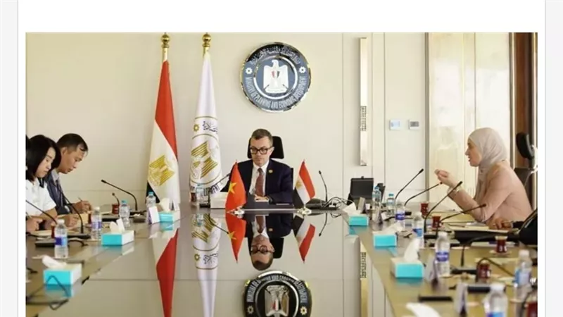 البنك 