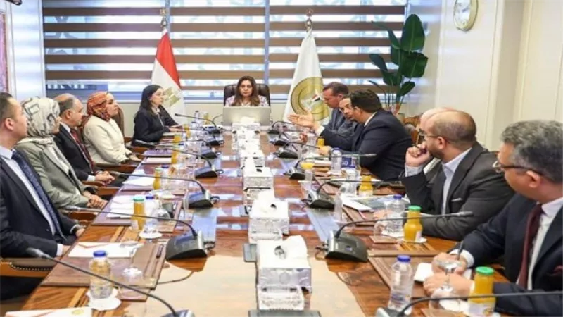 منال عوض وجاكلين عازر تبحثان تحويل مدينة رشيد لوجهة سياحية وتراثية عالمية متكاملة