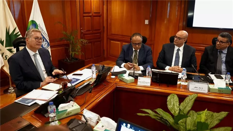وزير البترول يوجه بتسريع استغلال حقول خالدة.. وزيادة إنتاج الغاز قبل الصيف