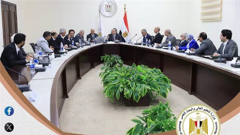 التعليم العالي: أنشطة مكثفة وقرارات تدعم تطوير التعليم الجامعي وتعزز البحث العلمي