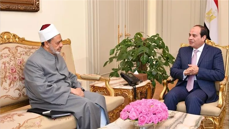 شيخ الأزهر يهنئ الرئيس السيسي والقوات المسلحة والشعب المصري بذكرى تحرير سيناء