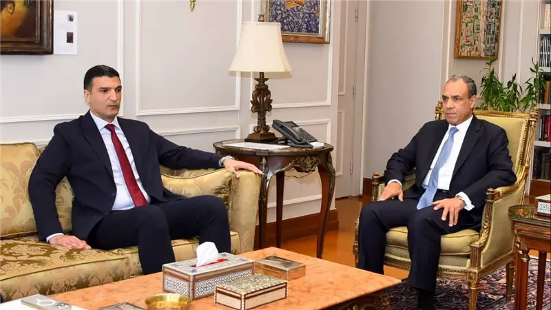 الخارجية تبحث مع الصناعة وهيئة الاستثمار تعزيز التعاون وجذب الاستثمارات وتوطين الصناعات
