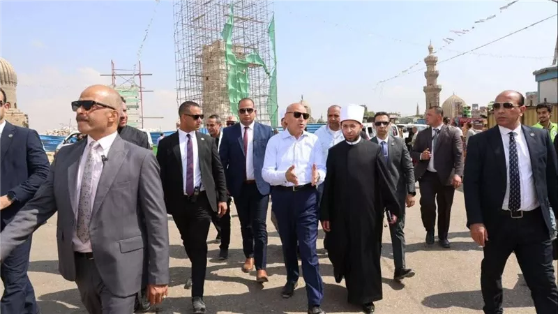 وزير الأوقاف ومحافظ القاهرة يتابعان أعمال الترميم لعددٍ من المساجد والأماكن الأثرية بوسط القاهرة