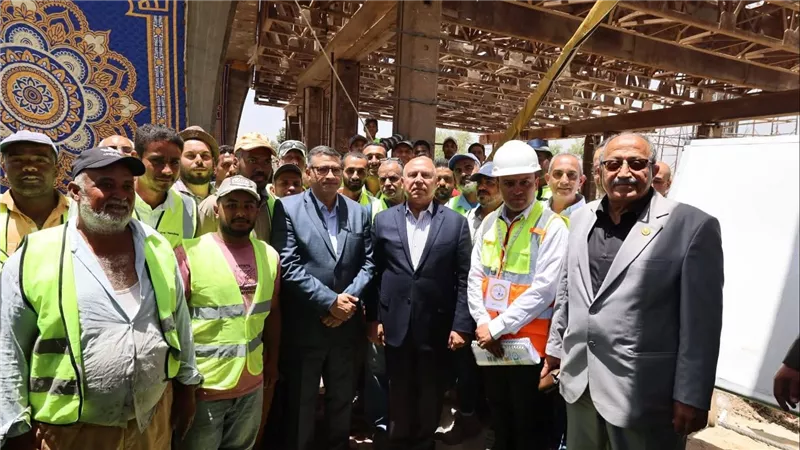 وزير النقل يشهد التشغيل التجريبي لكوبري مزلقان أبو شوشة بـقنا.. ويوجه بسرعة إنجاز كوبري أبو تشت