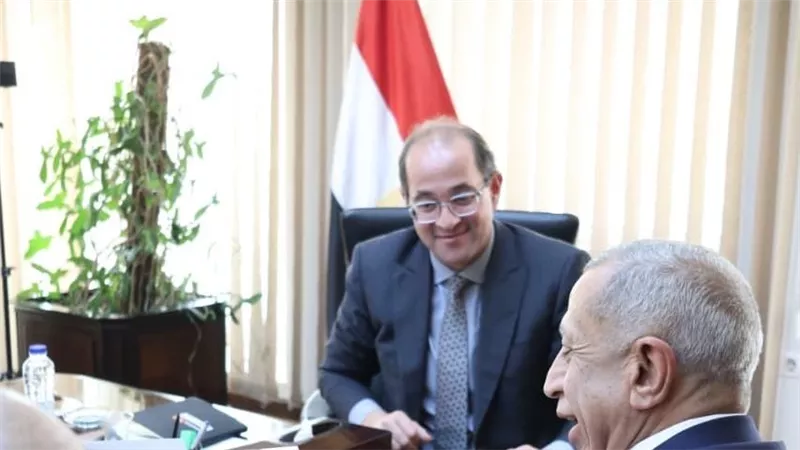 وزير المالية :التوسع فى تدريب العاملين وأسرهم ببرامج تكنولوجية وفنية مميزة تلبى احتياجات العصر