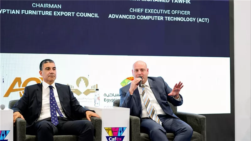 محمد توفيق: التكامل بين التكنولوجيا والفندقة يعزز تنافسية السياحة المصرية
