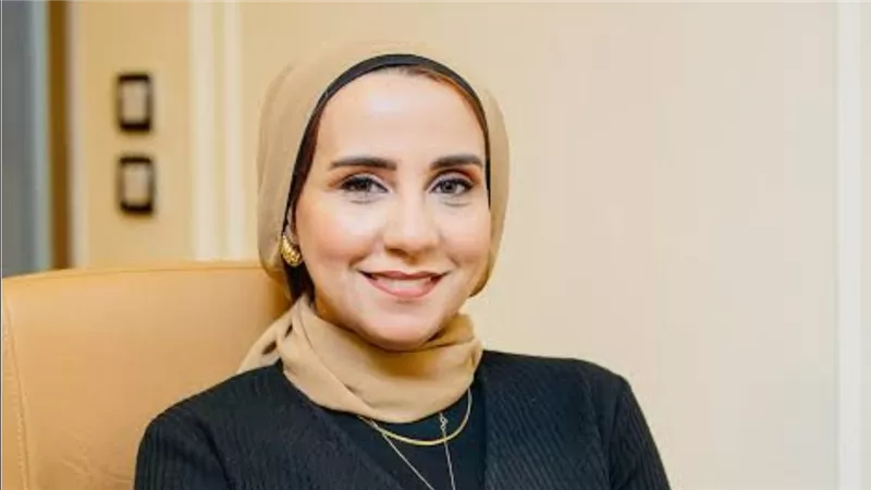 بيكلموا القرايب ويهددوا بالحبس
