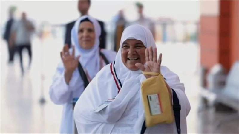 السياحة: غرفة عمليات لتتبع حافلات الحج البري إلكترونياً داخل وخارج مصر