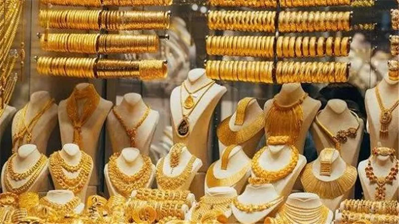 أسعار الذهب اليوم في مصر.. استقرار محلي بعد تراجع عالمي