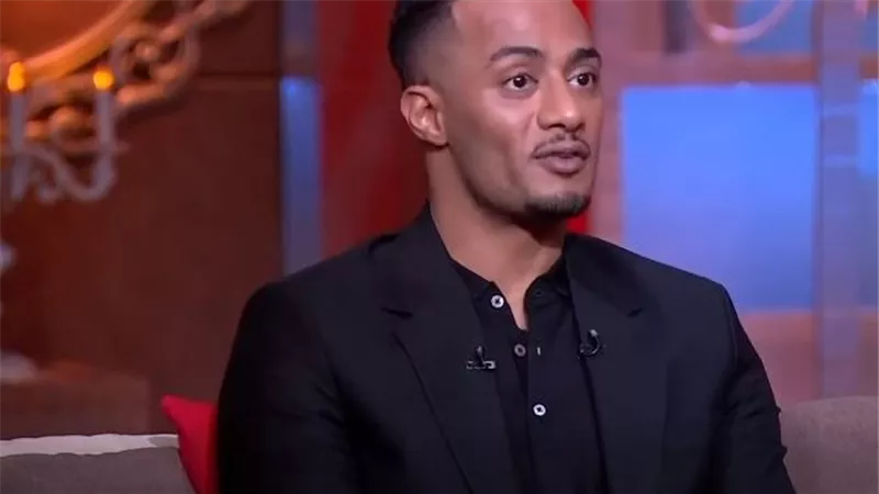 محمد رمضان عن سياراته الفارهة: كان ممكن أتصور وأنا باكل على عربية بطاطا.. بس ده مش أنا