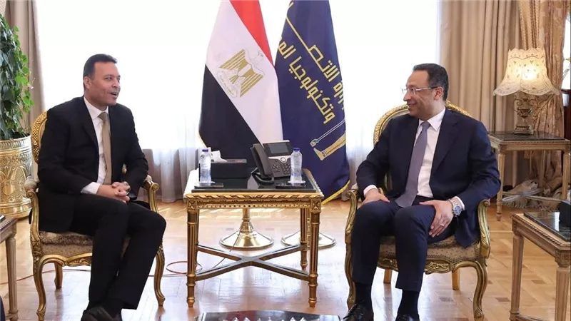 وزير الاتصالات يبحث دعم التعداد العام 2027 بالذكاء الاصطناعي