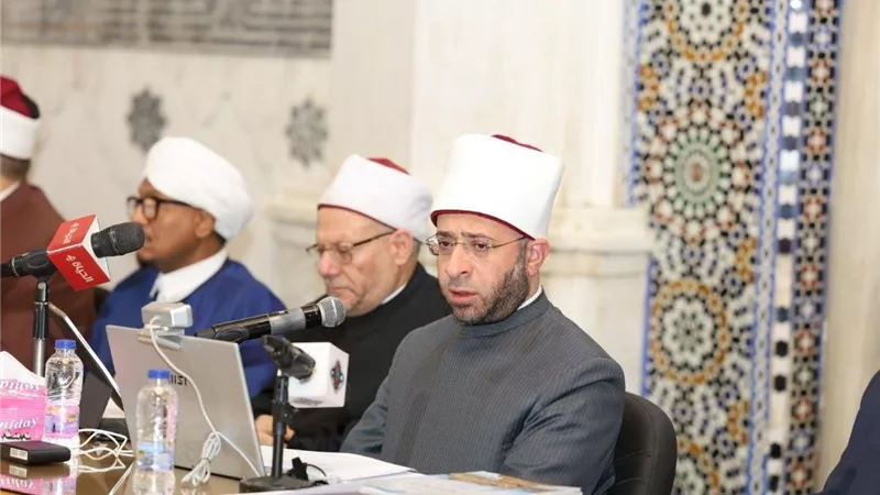 وزير الأوقاف: رسالتنا للعالم السلام وبناء الإنسان