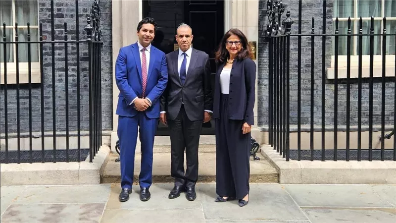 وزير الخارجية يلتقي مع مستشارى رئيس الوزراء البريطاني للشئون الاقتصادية والتجارة والاستثمار