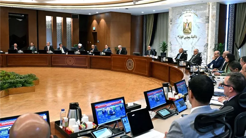 مدبولي: تعديلات تشريعية لقطاع الأعمال.. وإطلاق التأمين الصحي الشامل بالمنيا في يونيو