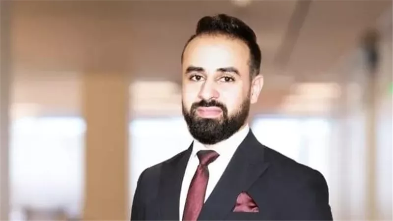 خبير لـ 