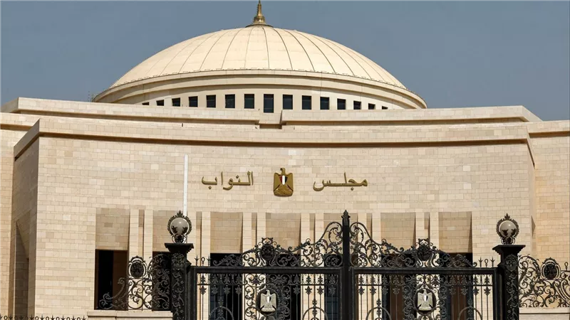 وزير شؤون المجالس النيابية يحسم الجدل: لا سحب لقانون الأسرة ولا لجان بديلة