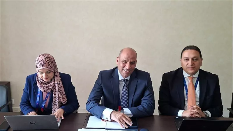 وزير العمل يبحث تعزيز التعاون مع الجزائر والسودان بجنيف