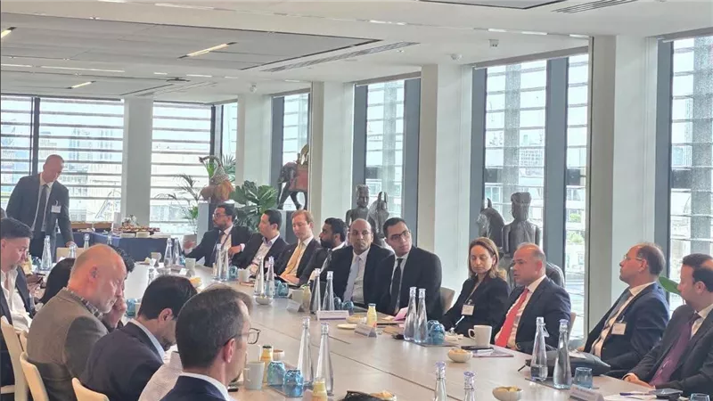 وزير الاستثمار يستعرض بلندن فرص مصر الاستثمارية أمام كبار المستثمرين العالميين