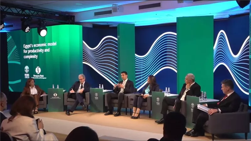 وزير الصناعة: مصر تستهدف 100 مليار دولار صادرات صناعية بحلول 2030