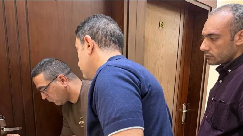 ضبط منتحلة صفة طبيب وإغلاق مركز 