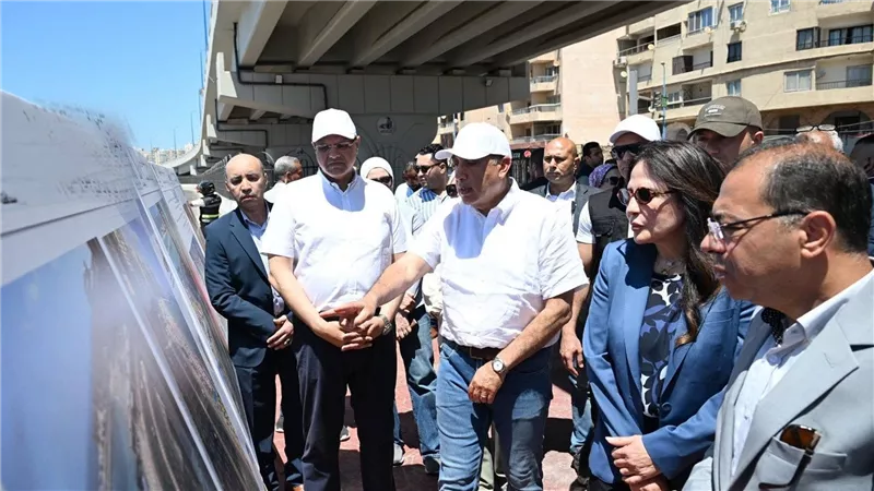 رئيس الوزراء يفتتح كوبري الفريق أول سليمان عزت بالإسكندرية